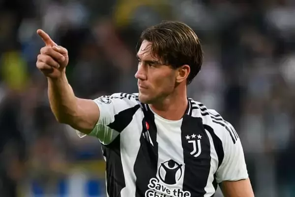 レアル、ムバッペの左ウイング起用を希望？　CF補強にユーヴェとの契約満了近づくヴラホビッチを注視か