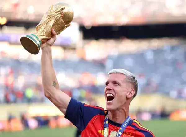 W杯を制するのはどんな感覚なのか　今夏世界の頂点に立ったダニ・オルモが語る感覚「人生が変わる。まるで別次元」