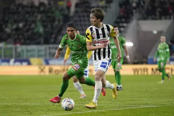 森保ジャパンの新たな強みは“中村敬斗＋三笘薫”？　ブレイクする左サイドのアタッカーは共存できるか