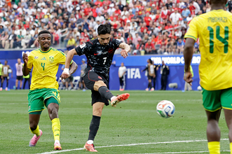 ［W杯マッチ73］A・デイビスもついにピッチへ！　開催国カナダ、後半ATの劇的弾で初の16強進出