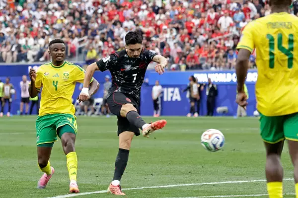 ［W杯マッチ73］A・デイビスもついにピッチへ！　開催国カナダ、後半ATの劇的弾で初の16強進出