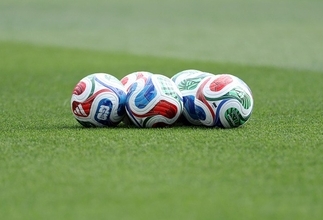 W杯の試合球はやっぱり持ち帰れない　スタンドに入っても返却しなければならない理由とは