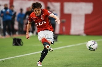 古巣戦でも自身の特長を発揮　鳥栖戦で1得点を記録した鹿島の走れる司令塔