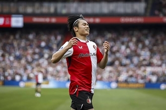フェイエノールトの上田が今季初ゴール　1G1Aの活躍も、チームは2−2で痛恨のドロー