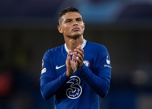 今のPSGにT・シウバがいれば…… 元同僚DFは「なぜPSGが彼をキープしなかったのか理解できない」