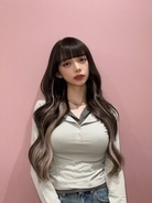 「うわすげ小園羨まし」「なんでそんなスタイル神なの」　広島・小園を支えるモデル妻・渡辺リサが最新ショット披露　圧巻スタイルに反響