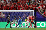 「W杯マッチ69］3−3の激闘！　後半ATにドラマ　アルジェリアとオーストリア共に決勝T進出」の画像1