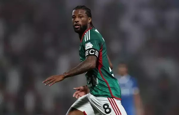 サウジアラビアリーグはオランダ国内リーグよりレベルが高い？　オランダのベテランMFが狙うW杯メンバー入り「エールディヴィジよりハイレベル」