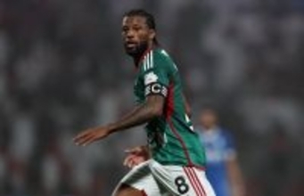 サウジアラビアリーグはオランダ国内リーグよりレベルが高い？　オランダのベテランMFが狙うW杯メンバー入り「エールディヴィジよりハイレベル」