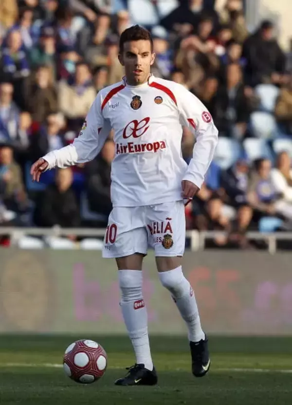 ラ・リーガで活躍した元ベネズエラ代表に詐欺容疑　女性から金銭騙し取ったか