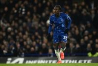 アストン・ヴィラは今夏イングランド代表DFチャロバー獲得へ　チェルシーは代役確保次第で売却容認か