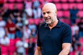 クラブと代表監督の兼任はNG？　クーマンが退任したオランダ代表へV・D・ファールトが驚きの提案「ボスの代理人に電話すべき」