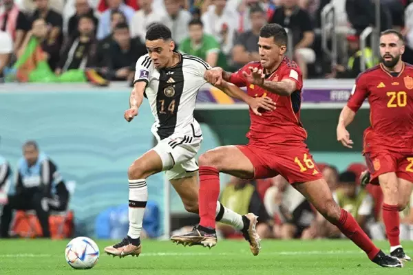 「次のメッシ」になれる　ドイツ代表OBは“神童”ムシアラにメロメロ