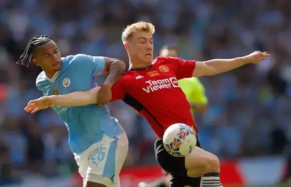 もうマンチェスター・ダービーは面白くない？　マンUが13位に沈む現状では……「過去10年で最も地味なダービーとなる」