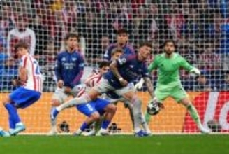 「体に当たってからハンド」は見直すべき？　CLで物議醸す2つの判定、識者たちも首かしげる