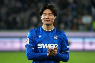 福田師王の主戦場は来季もドイツ2部　カールスルーエへの完全移籍が決定