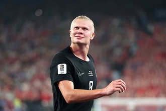 ［W杯マッチ41］怪物ストライカーがW杯の舞台でも大暴れ！　ノルウェーは“絶対的エース”ハーランドの2戦連続2ゴールで決勝Tへ