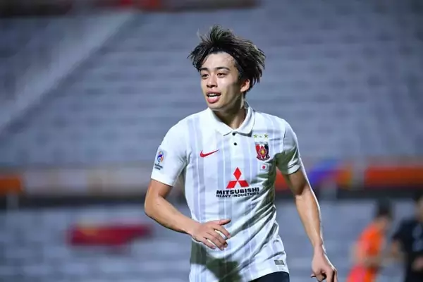 デュエル勝利数“11回”と強さ見せた宮本優太　酒井を超えられるか、浦和でのスタメン奪取へ