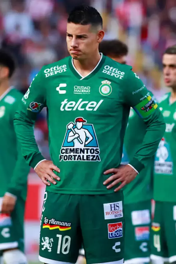 念願だったCWC出場も叶わず、国内でも17位と大苦戦　ハメスのメキシコ生活は1年で終わりか