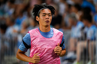 スペイン2部所属の日本人選手が今季初ゴール！しかしその後退場処分に……指揮官「それについて言うことはない」