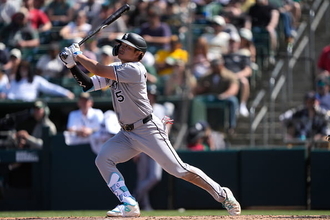 ペースは“驚異の60本超”村上宗隆の特大アーチが凄すぎる！ 大谷翔平に並ぶ5戦連発＆24試合で二桁本塁打に到達