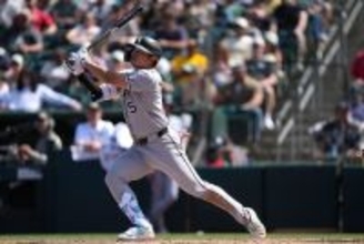 ペースは“驚異の60本超”村上宗隆の特大アーチが凄すぎる！ 大谷翔平に並ぶ5戦連発＆24試合で二桁本塁打に到達