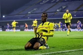 ドルトムントからベリンガムに続く世界的スターへ　すでに7ゴールと大ブレイクのギッテンスはイングランド代表“左ウイング1番手”となるか