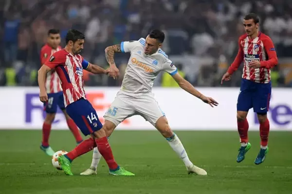 吠える、報復、飛び蹴りも！　守備的MF”最恐の闘犬”は誰だ!?