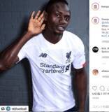 「リヴァプールが2019-20シーズンのアウェイユニを発表！　首元の「96」も継続」の画像1