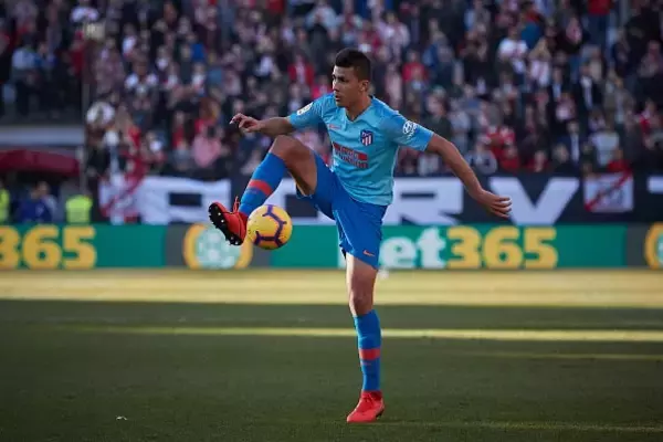 マンチェスターは今や”青”のもの？　ロドリ「シティがストーリーを変えた」