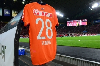 白血病を乗り越え、ついに公式戦の舞台に！　新潟DF早川が胸に抱く思い