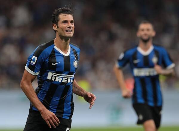 インテルmfが魅せた 無回転 ゴラッソ 昨季スタメン落ちから復活へ 映像アリ 19年8月27日 エキサイトニュース