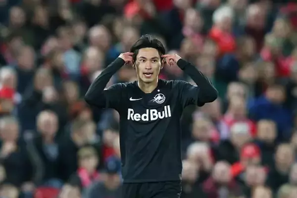 南野拓実の監督がハーフタイムに熱いスピーチ　選手たちに喝「これはCLだぞ」［映像アリ］