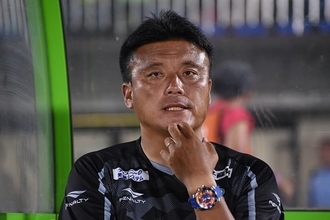 ベルマーレ、曺監督の退任発表　パワハラ問題受け