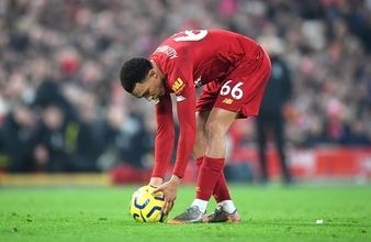 サイドバックからバロンドールへ　カフー氏が信じるアシストマシーンの可能性