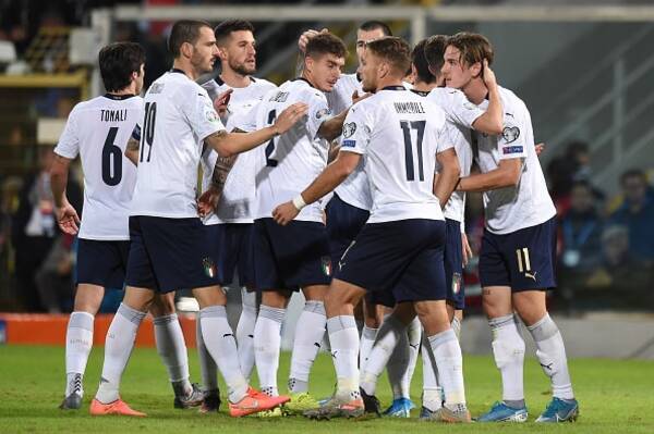 格上はフランス代表 1チーム のみ Euroで魅せる復活のアッズーリ 年2月18日 エキサイトニュース