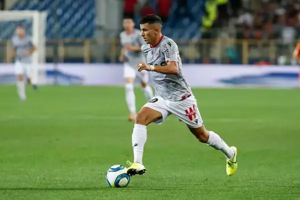 トッテナムは超攻撃型SBを確保すべし　得点も奪えるドリブル職人