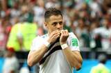 「ジルー、チチャリートも　クラブと代表で全くの別人になるスターたち　」の画像1