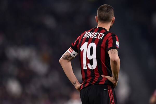 レアルなら分かるが なぜミランへ ボヌッチの間違っていた1年間 年5月24日 エキサイトニュース レアルなら分かるが なぜミランへ ボヌッチの間違っていた1年間 年5月24日 エキサイトニュース