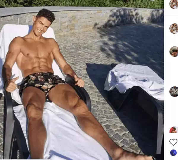 イケメンすぎて“人形”みたい!?　美しすぎる肉体のC・ロナウドにゴメスは［画像アリ］