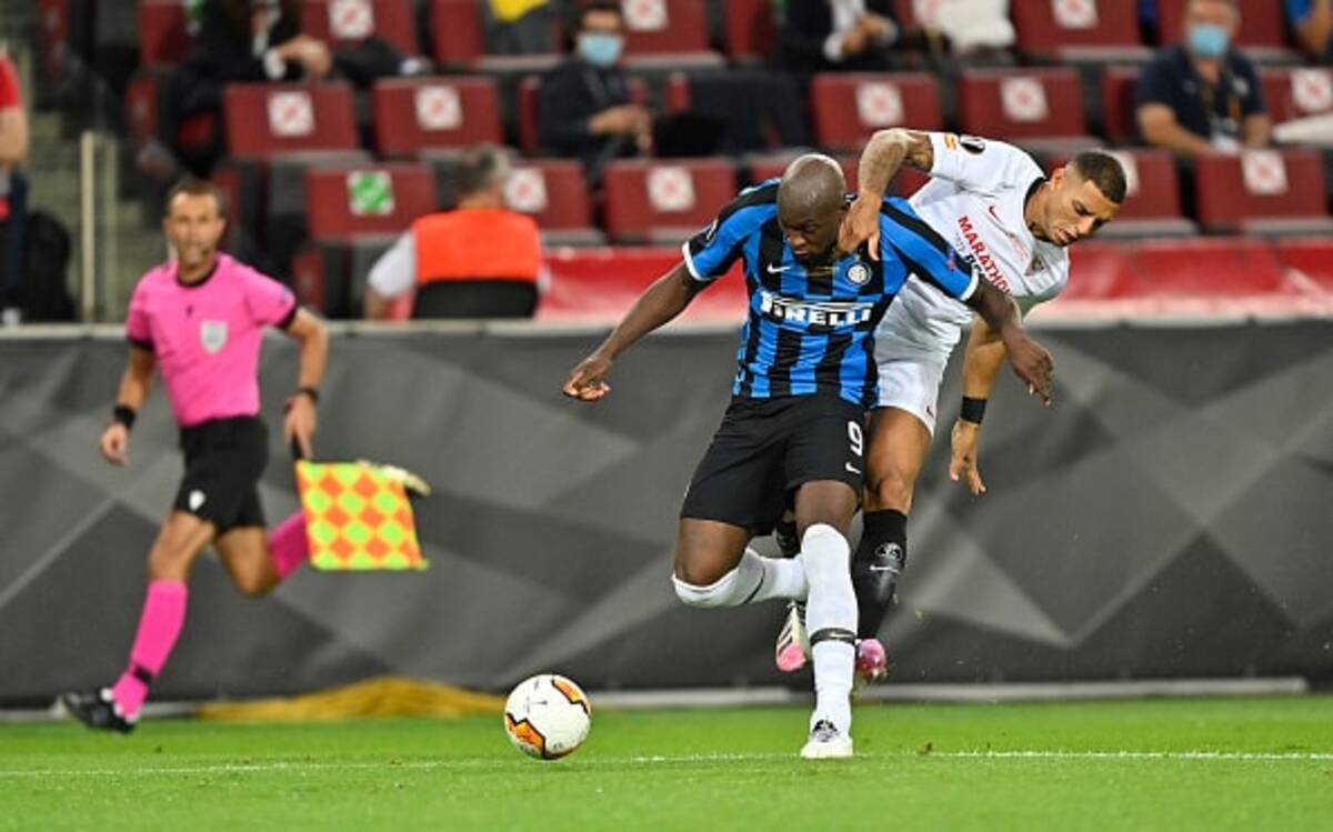 決勝点沈めた男は退場になるべきだったのか あれは間違いなくレッド 年8月22日 エキサイトニュース