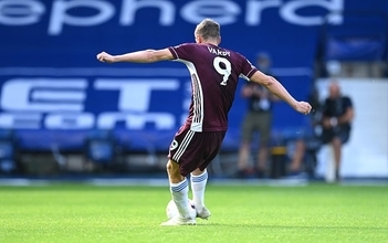 苦労人FWがドログバを超えた　中堅クラブで輝く爆速ストライカーは止まらない