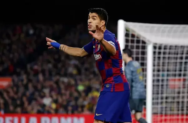 スアレス獲得は完全消滅　ユーヴェSDが明かした“新ストライカー”補強の現状