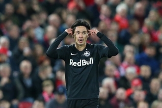 リヴァプールが震えた“衝撃ボレー弾”から1年　南野拓実の成功は時間の問題［映像アリ］