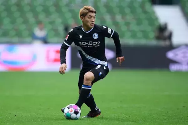 オランダの名門で失敗した“2人”の才能　堂安律と一緒にクラブを去ったウイング