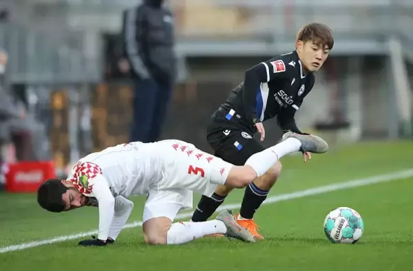 日本のレフティーが救世主　ゴール数もドリブル数もアシスト数も“全部1位”　