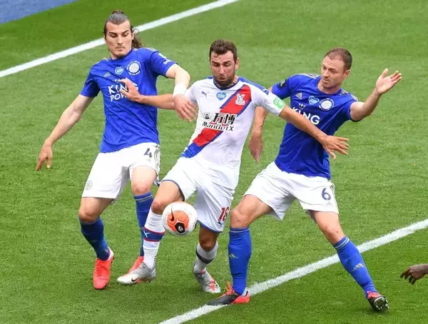 「［特集／混沌プレミア覇権争い 02］王座奪還へ虎視眈々　一味違う今季のレスター＆チェルシー」の画像