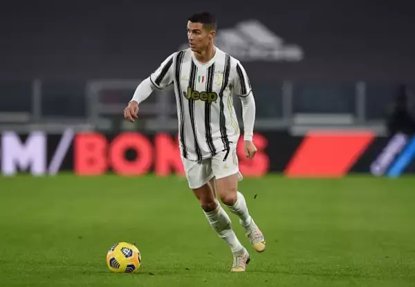 「［注目試合］ユヴェントス浮上の原動力は“C・ロナウドの守備”　ナポリのキーマン&とるべき戦法は」の画像