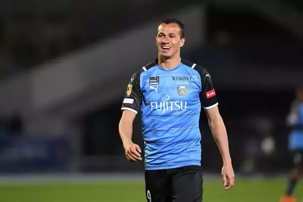 ［MIXゾーン］40m超弾は「流し込むだけだった」　ダミアンと谷口には何が見えていたのか