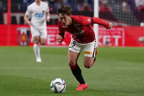 走りで魅せる浦和の心臓・明本　一試合でスプリント数“32回“を記録